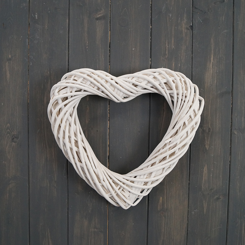 30cm White Heart Willow Wreath detail page